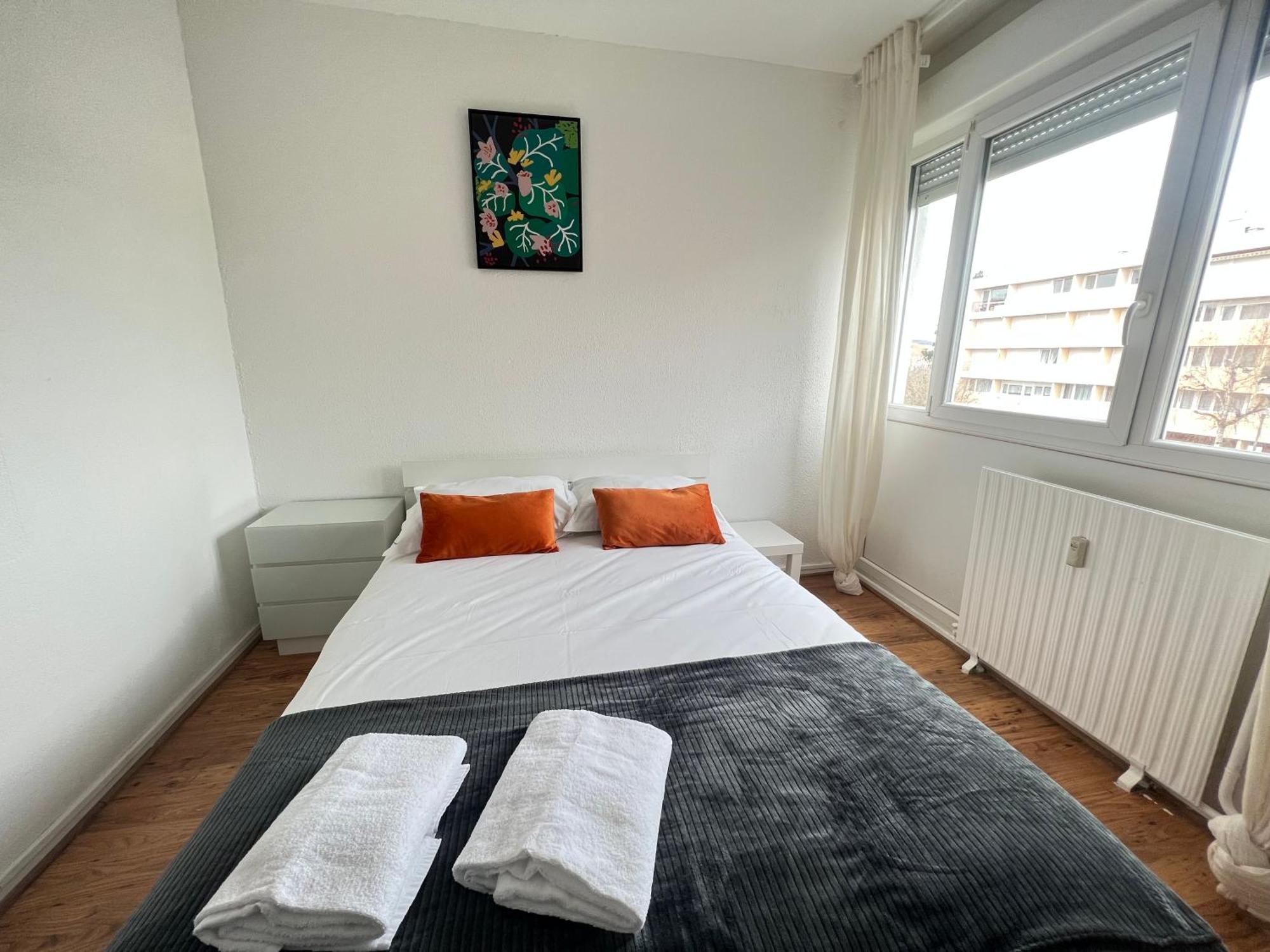 Mon Palmier Grand Appartement Parking Un-Sejour-A-Part Metz Exterior foto